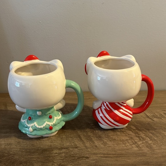 Hello Kitty christmas mug bundle - Picture 5 of 6